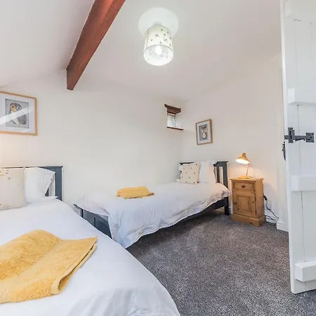 Byre Woodland Coniston 토버