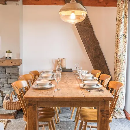 Byre Woodland Coniston * Torver